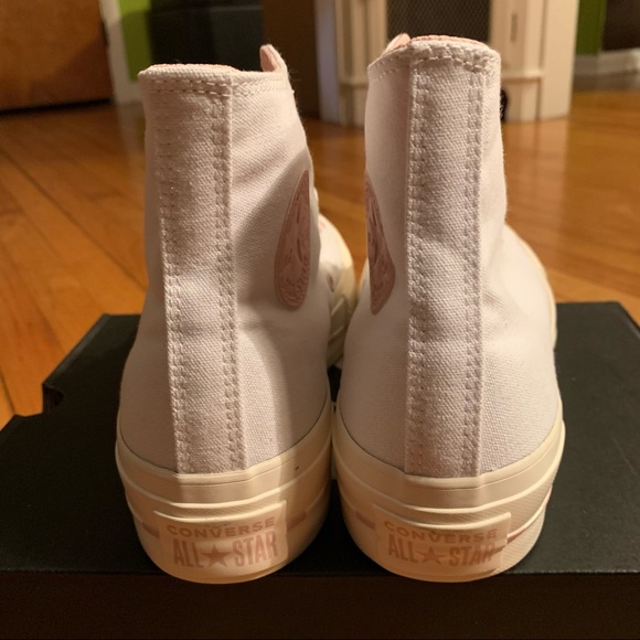 NWT Converse High Top Platform Sneakers Last pair ๐ - Picture 8 of 9